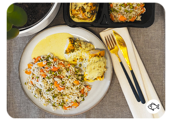 Filet de Cabillaud accompagné de riz au petits pois & carottes & sauce curry - lait de coco - box repas So'Bneen